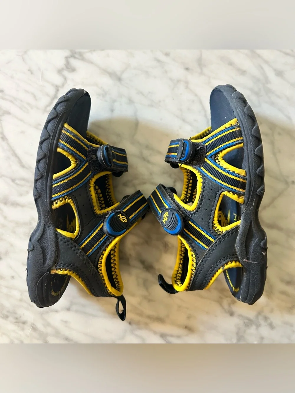 Stride Rite Made to Play Adjustable Waterproof Sandals in Navy and Yellow